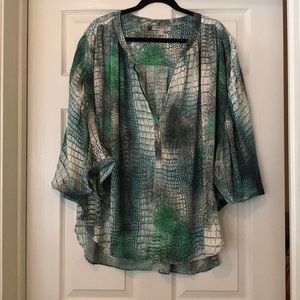 Jennifer Lopez 2X top 100% polyester